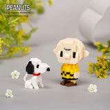 PEANUTS - CHARLIE BROWN WITH SNOOPY Nanoblocks