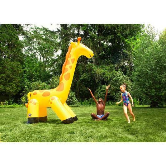 GINORMOUS GIRAFFE YARD SPRINKLER